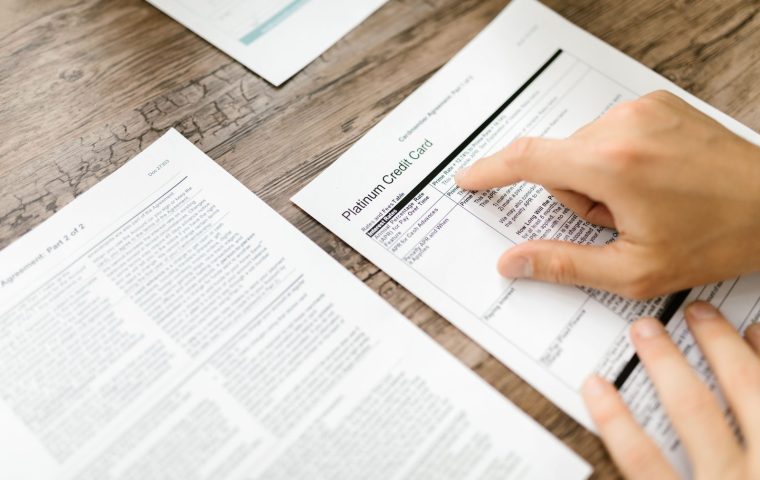 How to Avoid Common Bank Fees