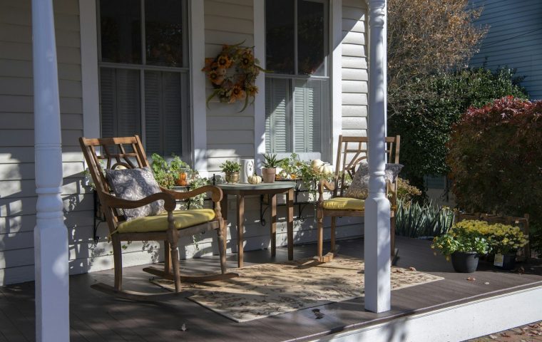 Home Insurance vs Renters Insurance: What Covers What