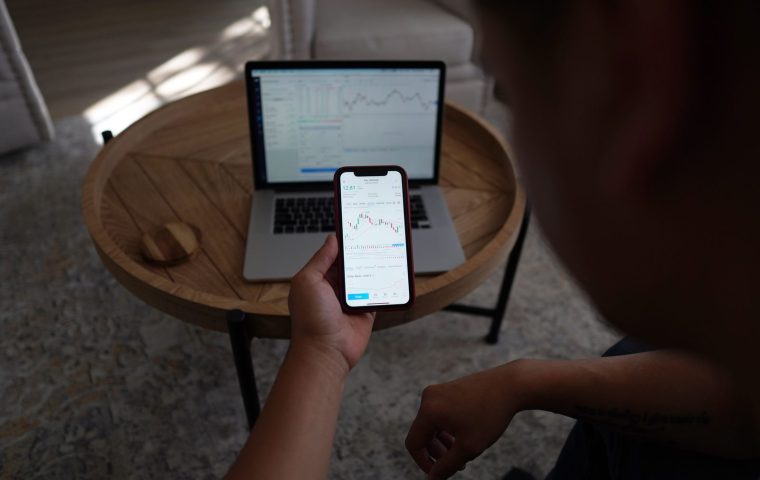 How to Start Investing Small Amounts Every Month