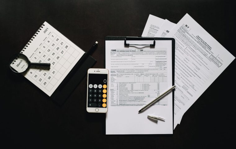 Taxable vs Tax-Advantaged Accounts: Where to Invest First